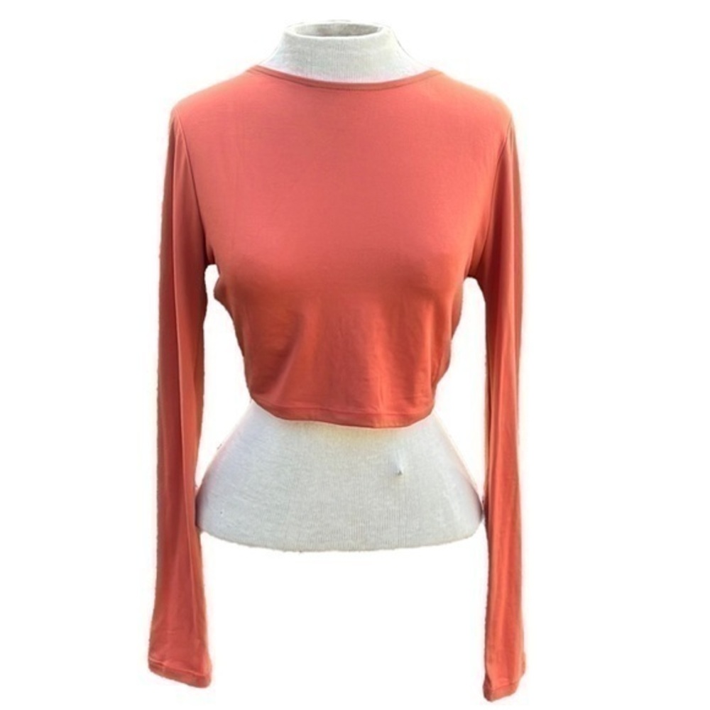 Full Circle Trends Long Sleeve Crop Top Criss Cross Open Back Large